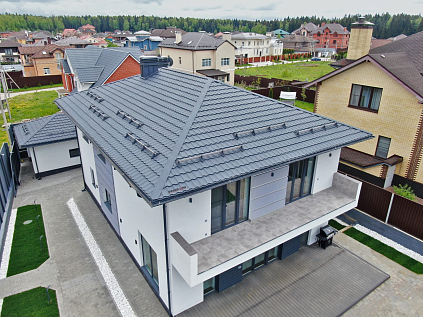 Купить Металлочерепица Гранд Лайн / Grand Line, Kvinta plus, PE 0,45 цвет RAL3005 красное вино - изображение 10